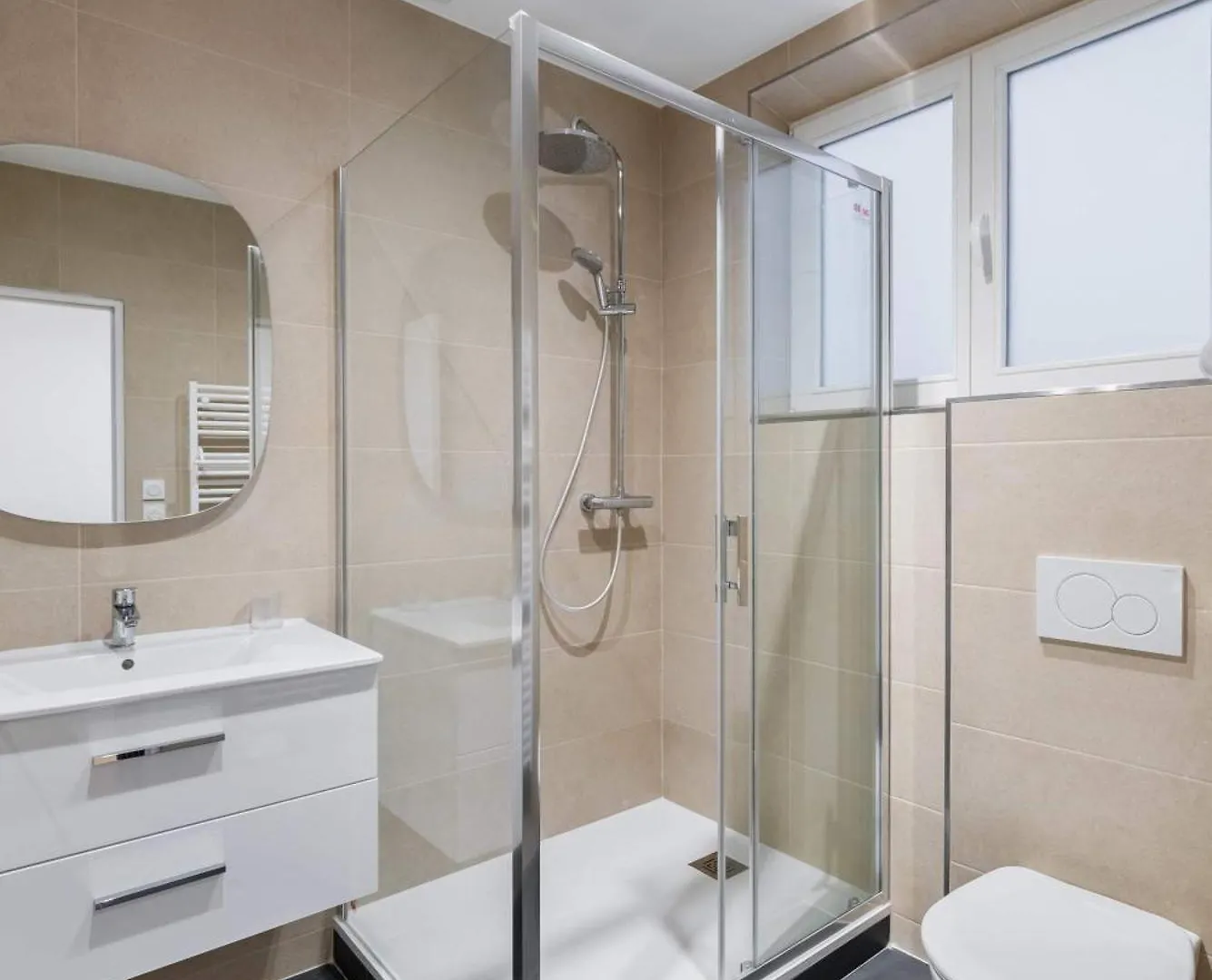 Refait A Neuf Montmartre - 18 - 2p - Flat-guest Apartment *
